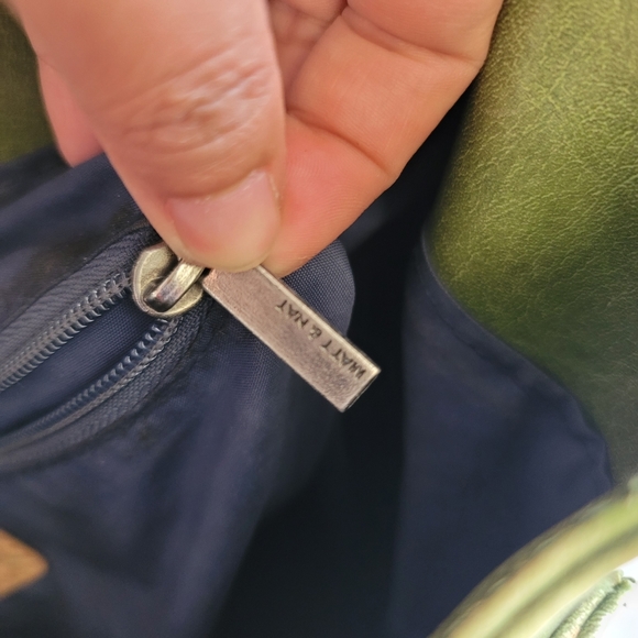 Matt & Nat Shoulder Bag in Olive Green - Picture 11 of 16